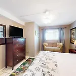 Summit 723
